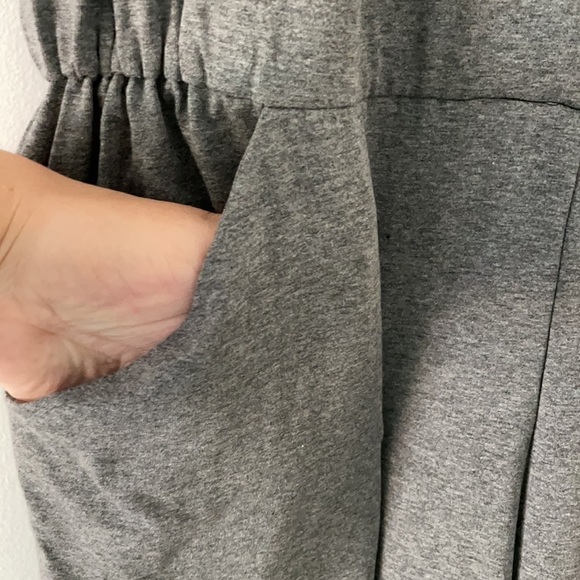 Flattering Jersey Strechy Penelope jumpsuit Sarah Liller Gray Sz XL Travel Casua - Picture 9 of 11